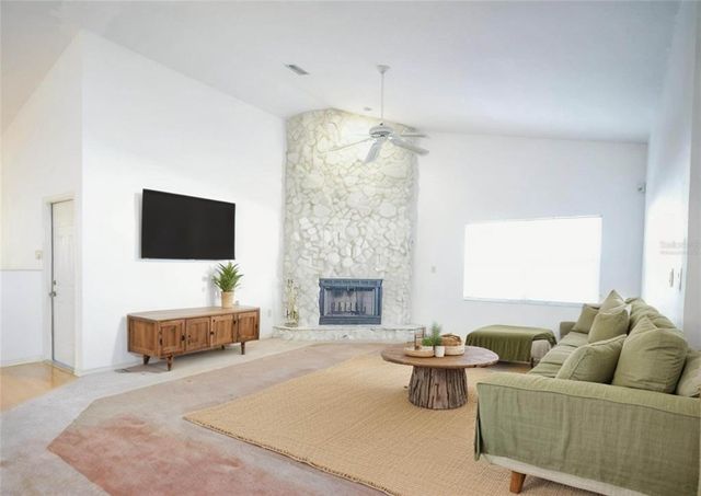4215 SE 24TH TERRACE, Ocala, FL 34480