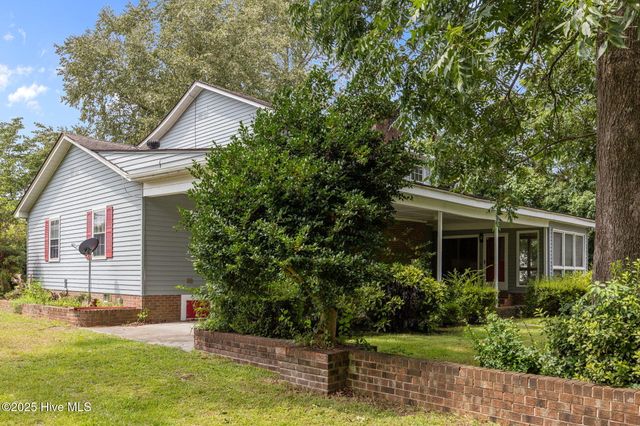 471 Blackjack-Simpson Road, Greenville, NC 27858