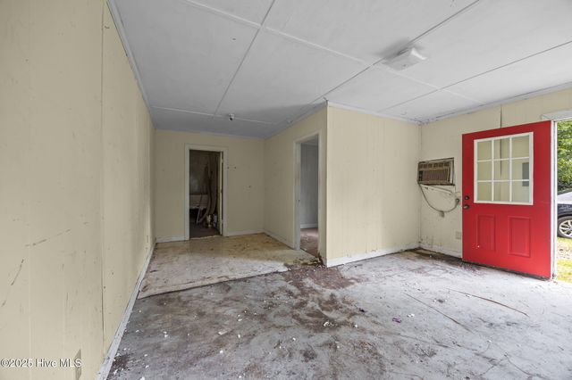 471 Blackjack-Simpson Road, Greenville, NC 27858