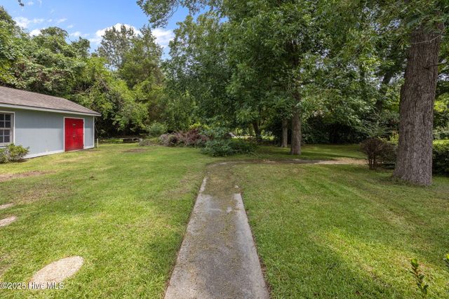 471 Blackjack-Simpson Road, Greenville, NC 27858