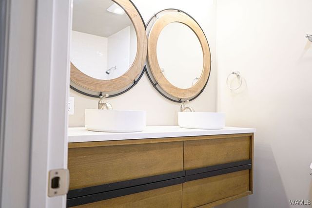 631 18th, Tuscaloosa, AL 35401