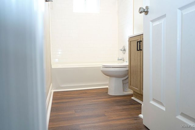 631 18th, Tuscaloosa, AL 35401