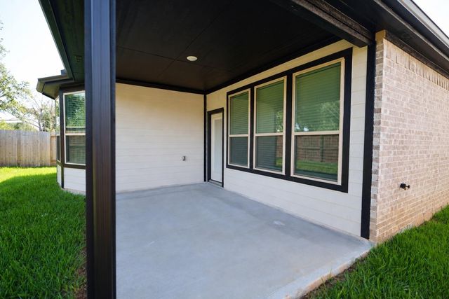 18110 Velaris Way, Tomball, TX 77377