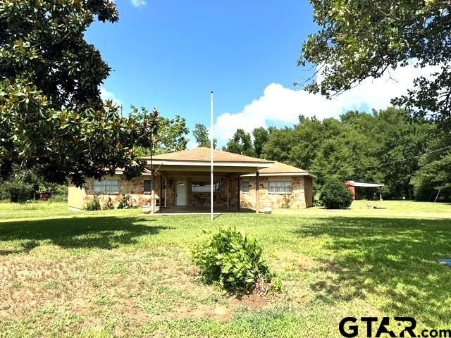 1111 Gilmer Road, Winnsboro, TX 75494