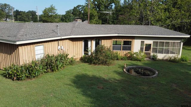 1111 Gilmer Road, Winnsboro, TX 75494