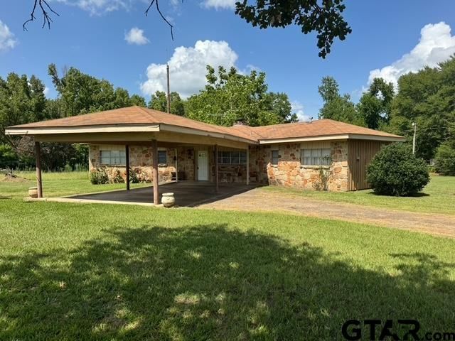 1111 Gilmer Road, Winnsboro, TX 75494