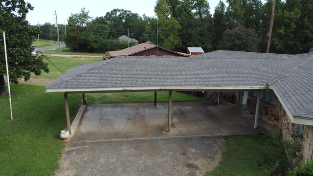 1111 Gilmer Road, Winnsboro, TX 75494