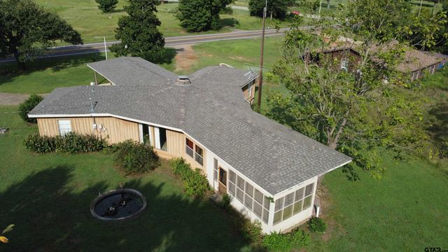 1111 Gilmer Road, Winnsboro, TX 75494