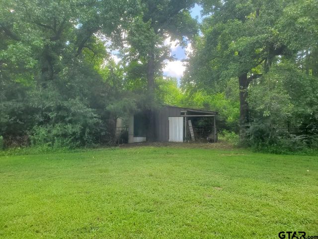 1111 Gilmer Road, Winnsboro, TX 75494