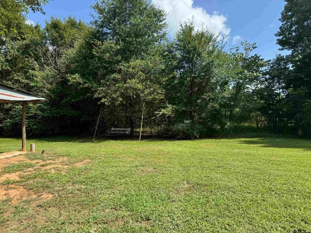 1111 Gilmer Road, Winnsboro, TX 75494