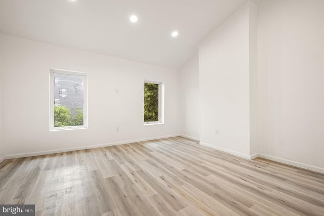 1633 GERMANTOWN AVE, Philadelphia, PA 19122