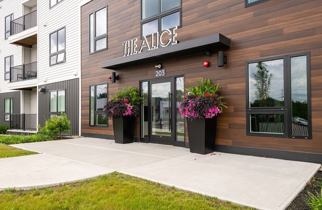 203 Lowell St. 202, Wilmington, MA 01887