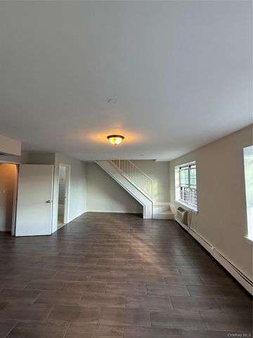 803 Astoria Boulevard 3, Astoria, NY 11102