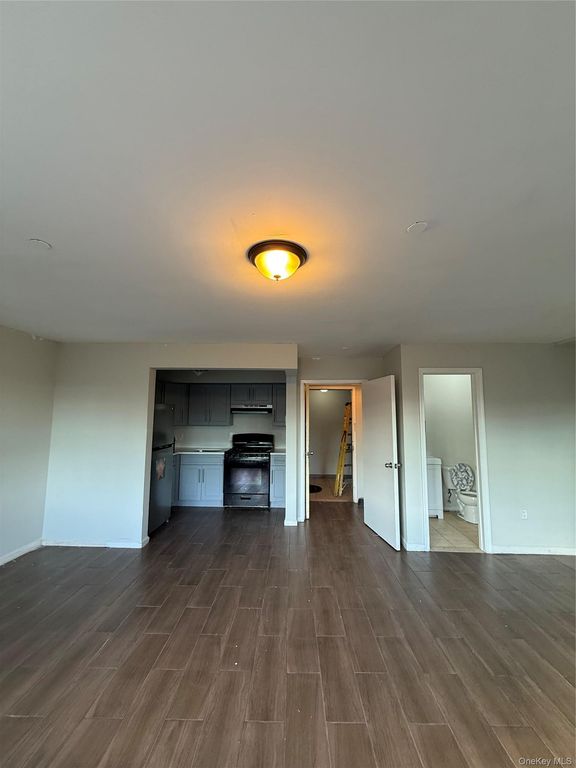 803 Astoria Boulevard 3, Astoria, NY 11102