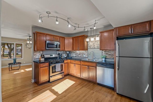 430 S 88th STREET, Milwaukee, WI 53214