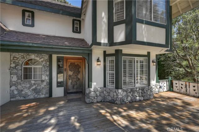 550 Coyote Trail, Cedarpines Park, CA 92325