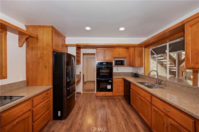 550 Coyote Trail, Cedarpines Park, CA 92325