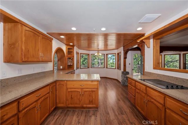 550 Coyote Trail, Cedarpines Park, CA 92325