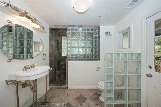 550 Coyote Trail, Cedarpines Park, CA 92325
