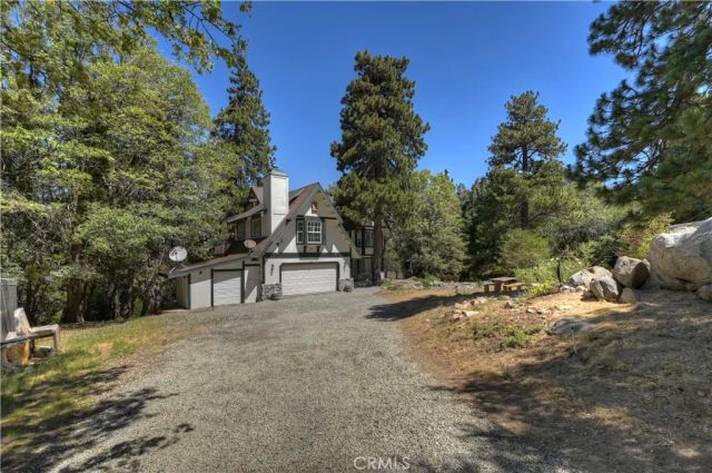 550 Coyote Trail, Cedarpines Park, CA 92325