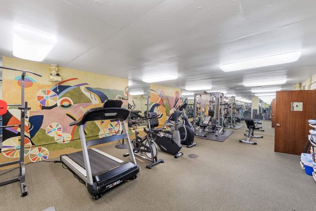 2195 Poplar Ave Apt 207, Memphis, TN 38104