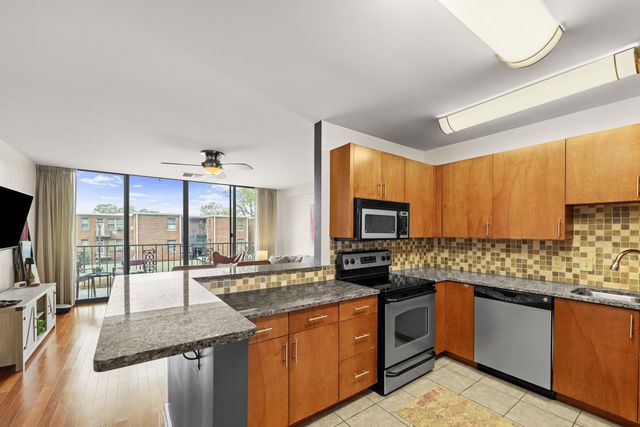 2195 Poplar Ave Apt 207, Memphis, TN 38104