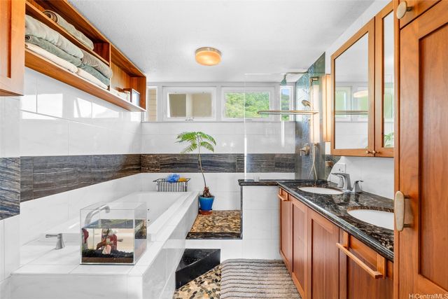 666 Prospect Street I405, Honolulu, HI 96813