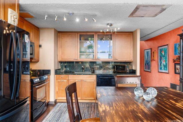 666 Prospect Street I405, Honolulu, HI 96813