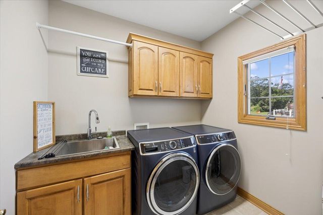 7129 Boardwalk Circle, Crown Point, IN 46307