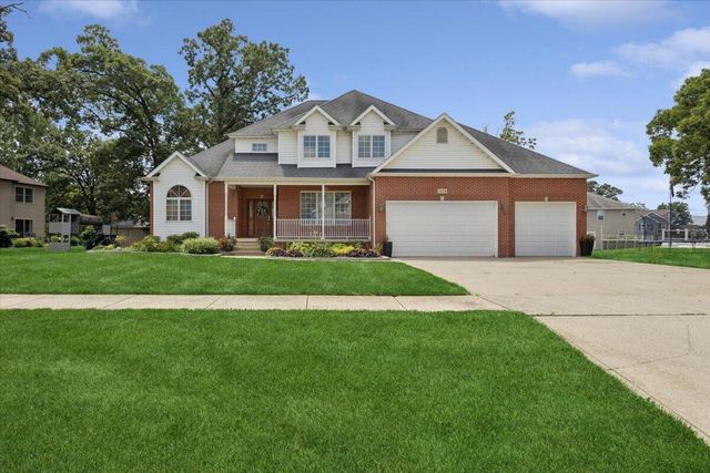 7129 Boardwalk Circle, Crown Point, IN 46307
