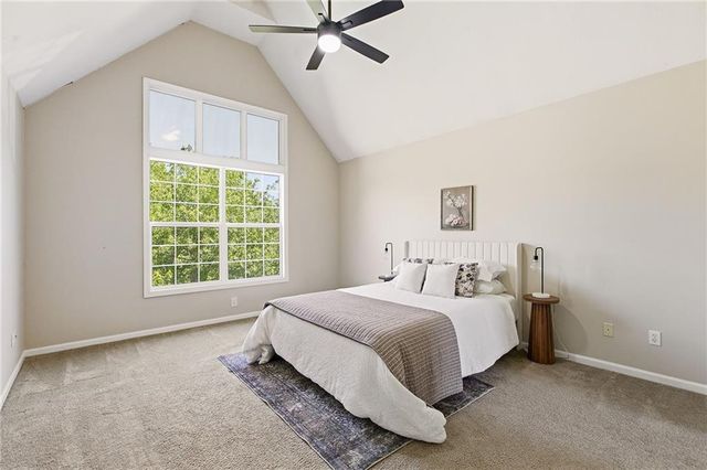 1925 MEADOWLANE Street, Kearney, MO 64060