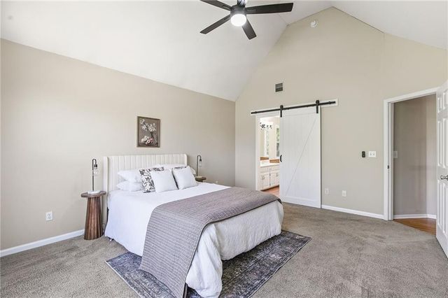 1925 MEADOWLANE Street, Kearney, MO 64060