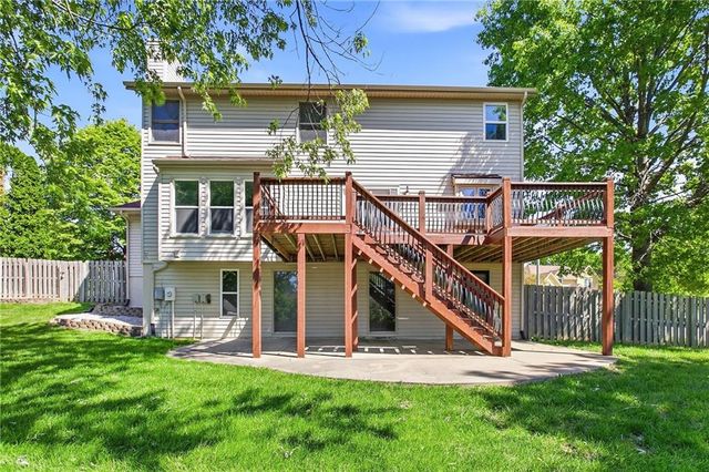 1925 MEADOWLANE Street, Kearney, MO 64060