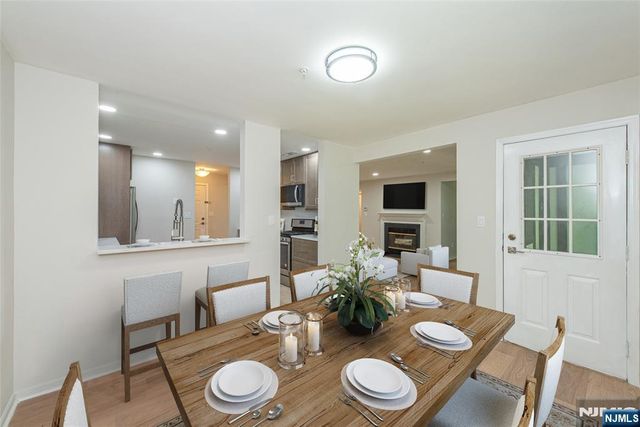 1208 Faulkner Court, Mahwah, NJ 07430