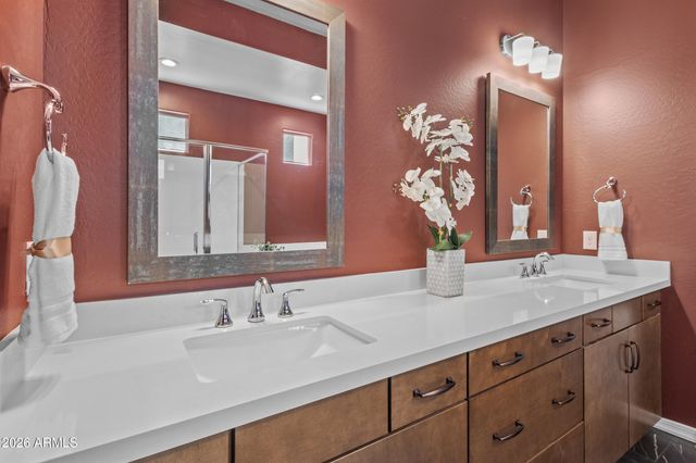 37895 N DRAGOON WASH Avenue, San Tan Valley, AZ 85140