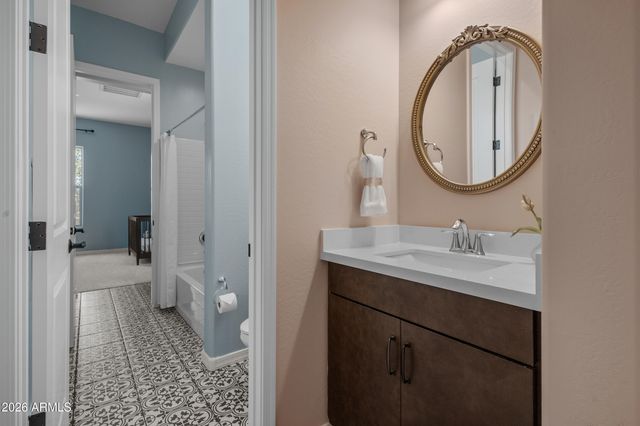 37895 N DRAGOON WASH Avenue, San Tan Valley, AZ 85140