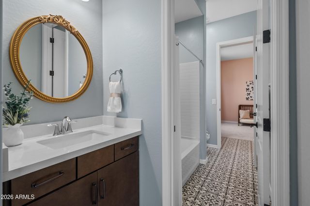 37895 N DRAGOON WASH Avenue, San Tan Valley, AZ 85140