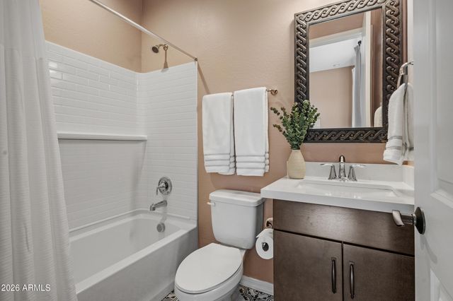 37895 N DRAGOON WASH Avenue, San Tan Valley, AZ 85140