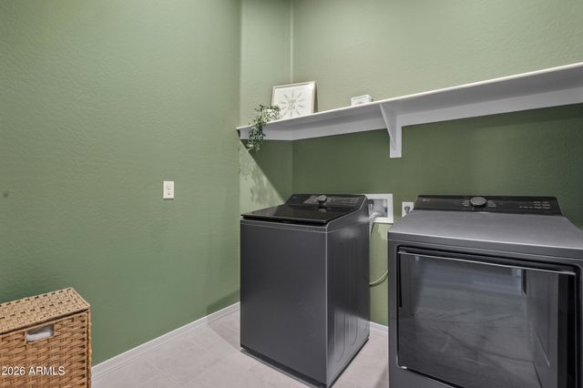37895 N DRAGOON WASH Avenue, San Tan Valley, AZ 85140