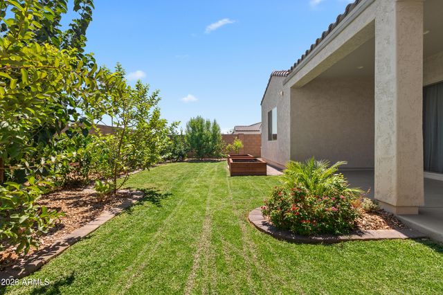 37895 N DRAGOON WASH Avenue, San Tan Valley, AZ 85140
