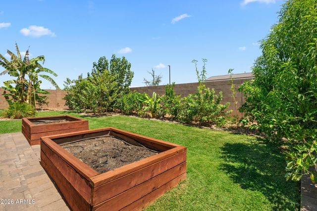 37895 N DRAGOON WASH Avenue, San Tan Valley, AZ 85140