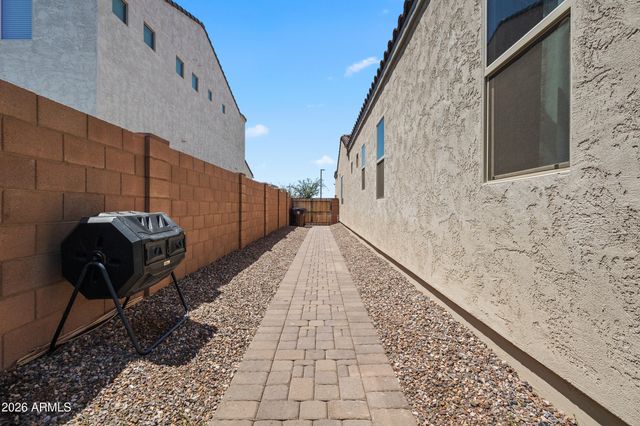 37895 N DRAGOON WASH Avenue, San Tan Valley, AZ 85140