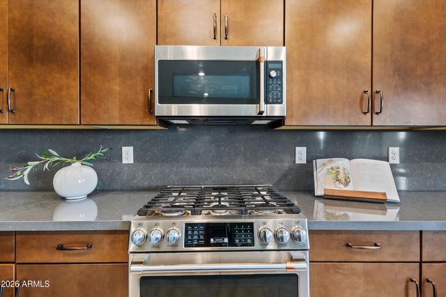 37895 N DRAGOON WASH Avenue, San Tan Valley, AZ 85140