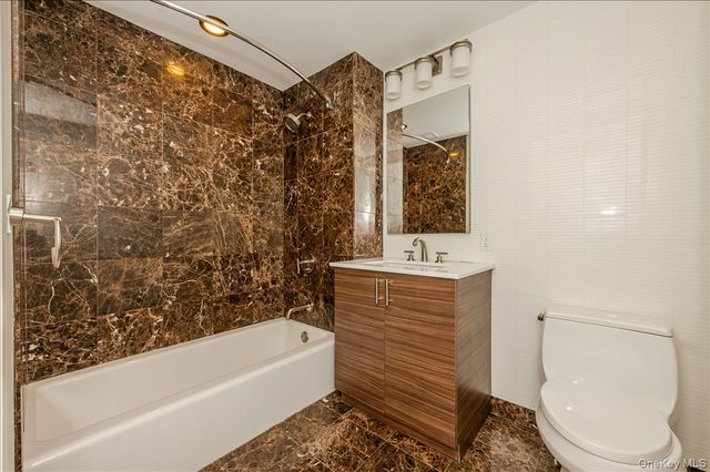 10820 71st Avenue 16A, Forest Hills, NY 11375