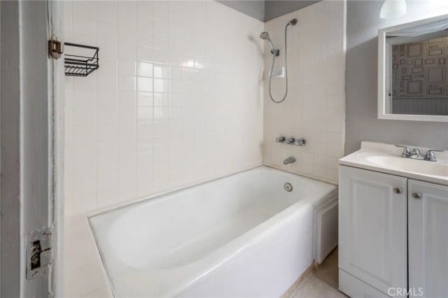 1620 California, Santa Monica, CA 90403