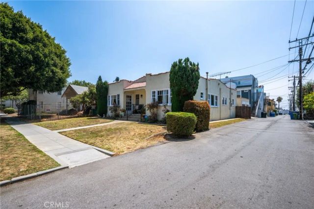 1620 California, Santa Monica, CA 90403