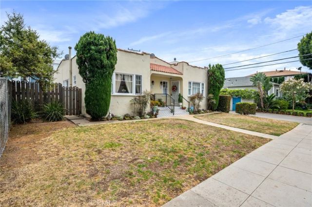 1620 California, Santa Monica, CA 90403
