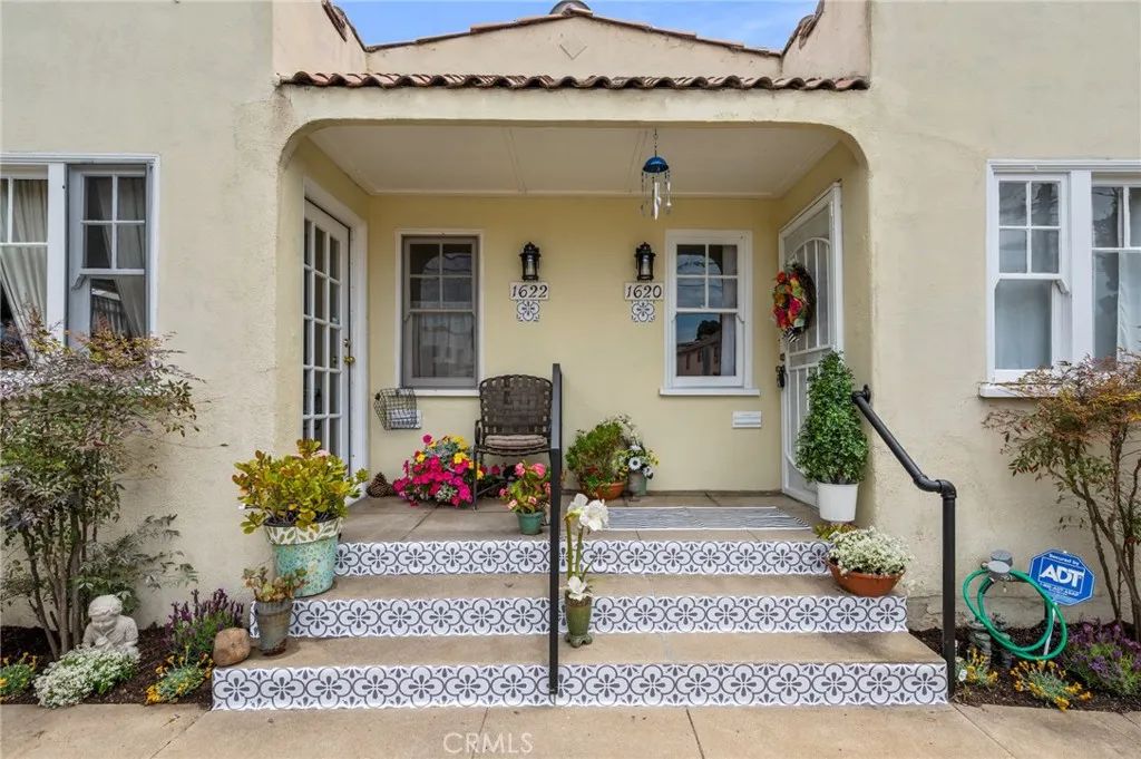 1620 California, Santa Monica, CA 90403