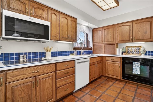 415 Cheryl Avenue, White Rock, NM 87547