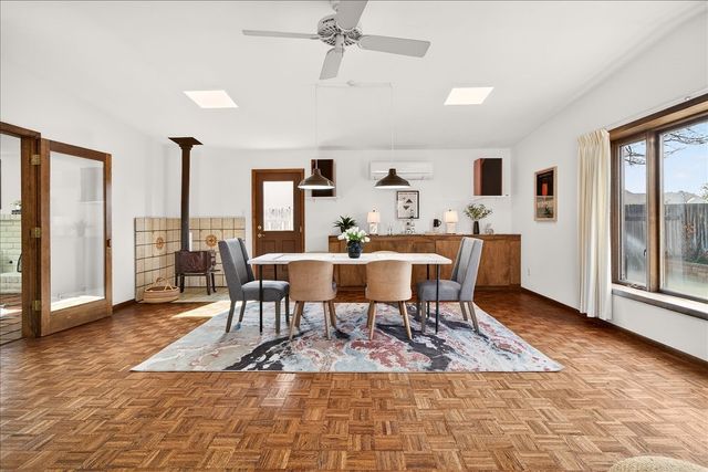 415 Cheryl Avenue, White Rock, NM 87547